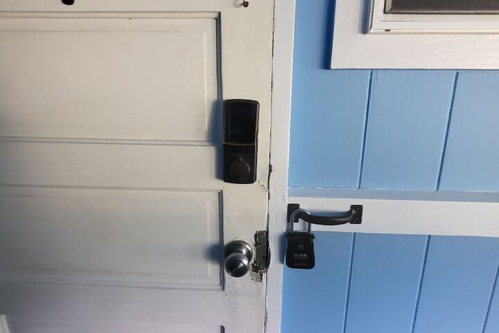 Room 70 of 222