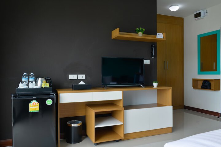 Room 28 of 71