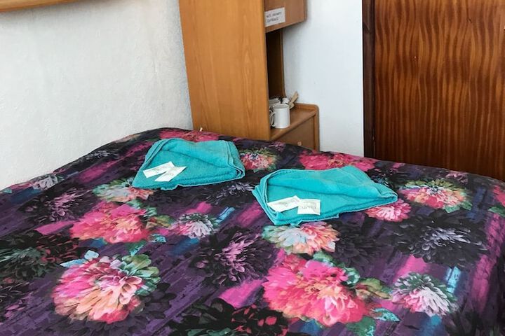 Room 3 of 37