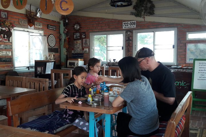 Dining 136 of 308