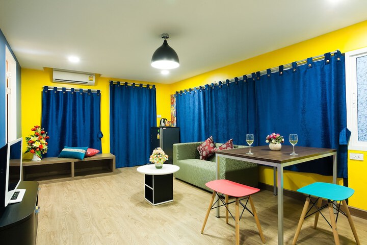 Room 18 of 25