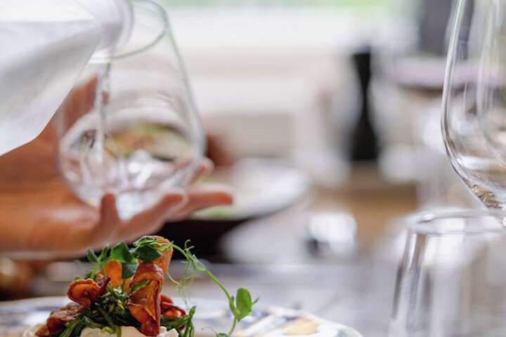 Dining 80 of 109