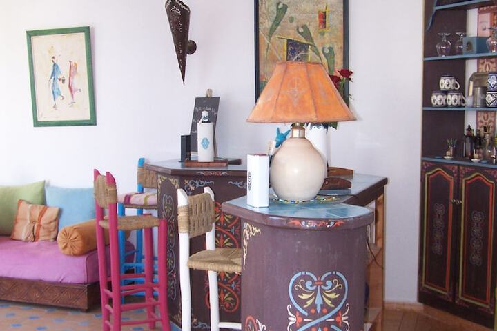 Lounge 70 of 92