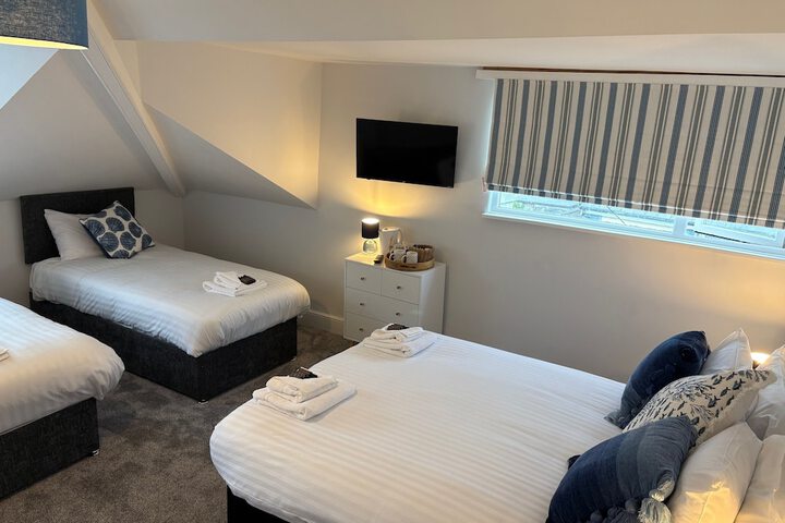 Room 21 of 93