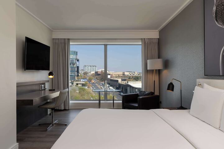 Room 45 of 148