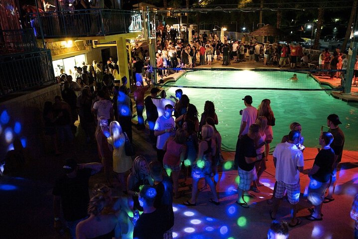 Pools & Facilities
