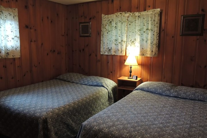 Room 27 of 63
