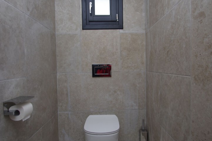 Room 159 of 186
