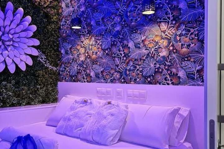 Room 14 of 84