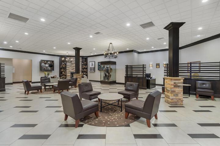 Guest Lobby