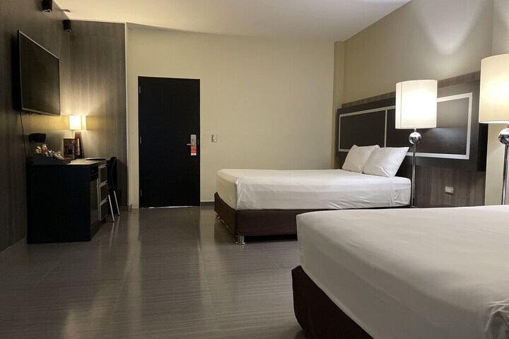Room 21 of 63