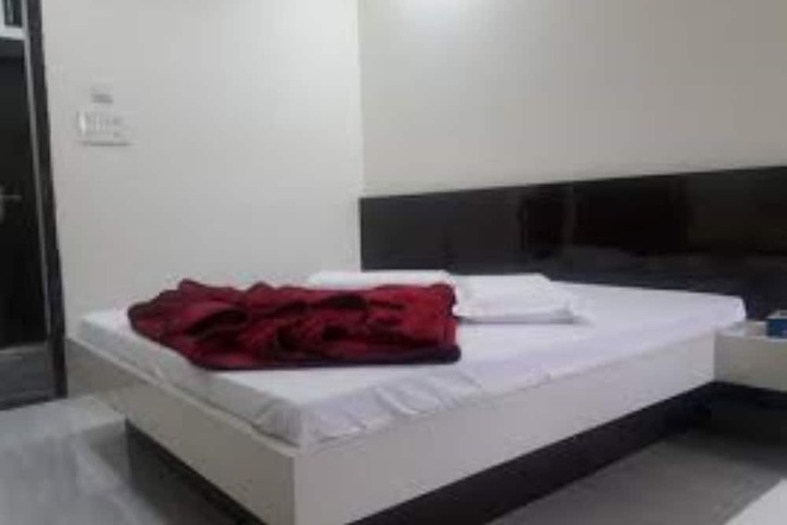Room 9 of 23