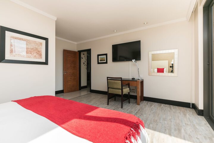 Room 5 of 27