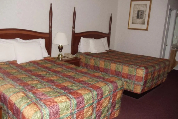 Room 3 of 14
