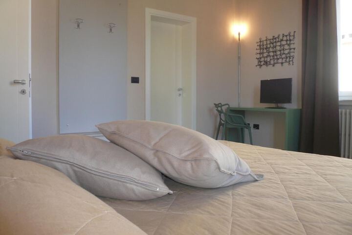 Room 30 of 51