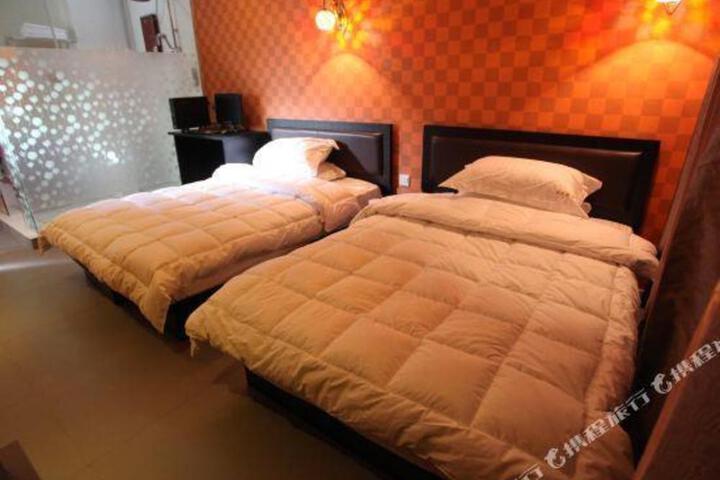 Milan Holiday Hotel