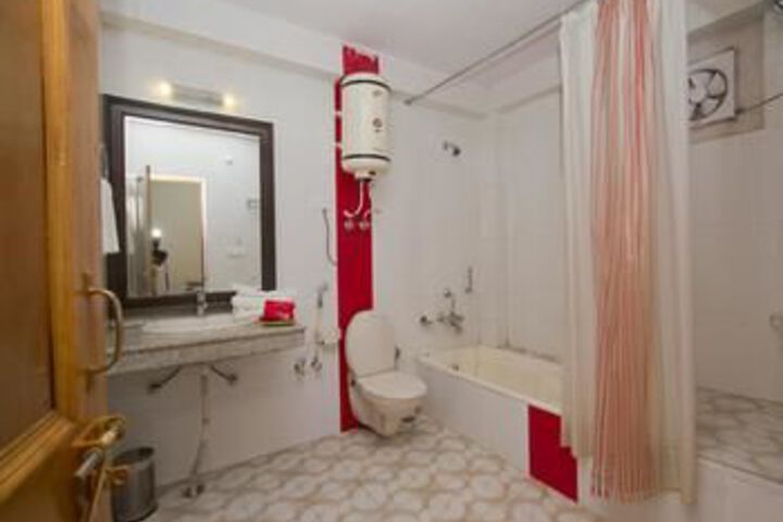 Room 2 of 22