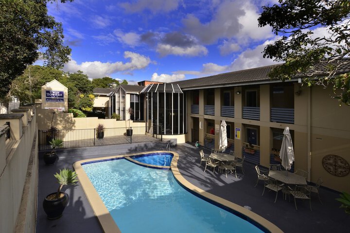 Pool 52 of 79