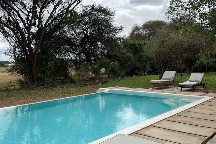 Hotel Pool