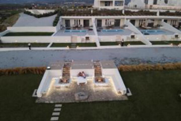 LA GRANDE VUE SUITES NAXOS