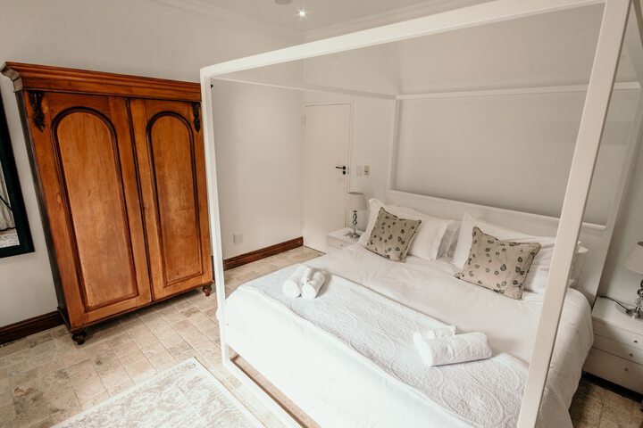 Room 16 of 231