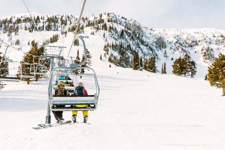 Snow and ski sports