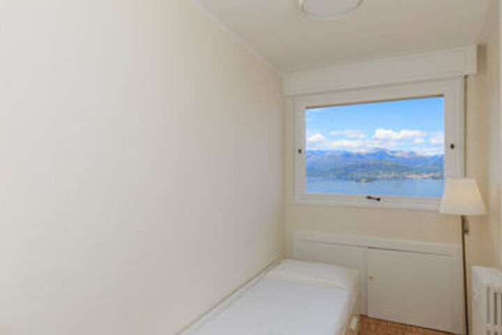 Room 275 of 450