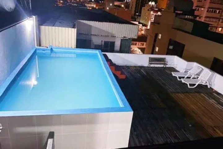 Pool 4 of 4