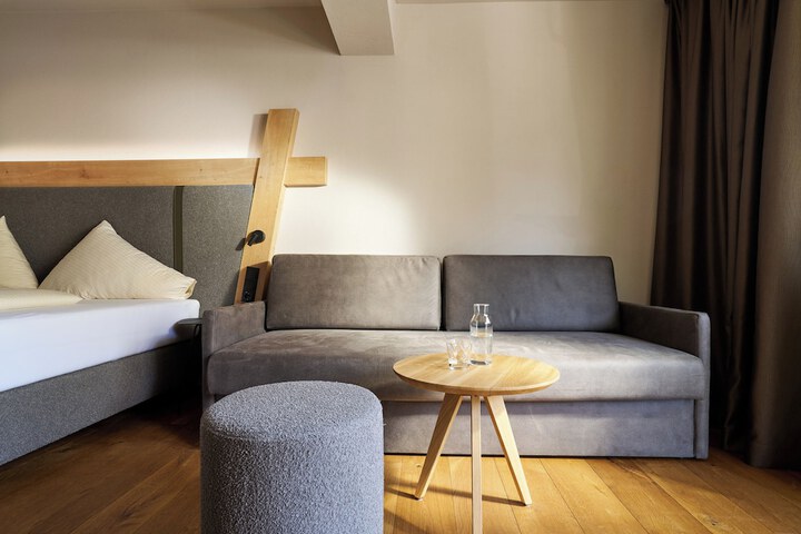 Room 42 of 92