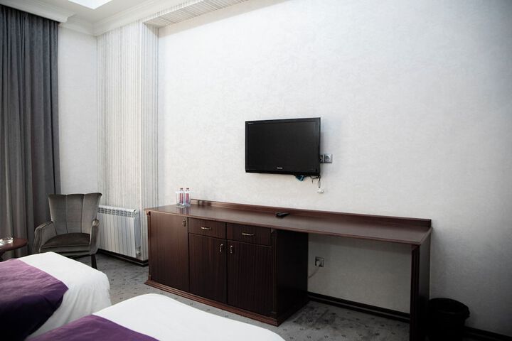 Room 16 of 71
