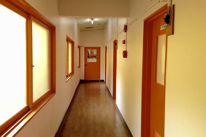 Ballroom/Hall 24 of 37