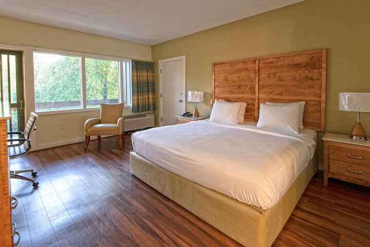 Room 25 of 121