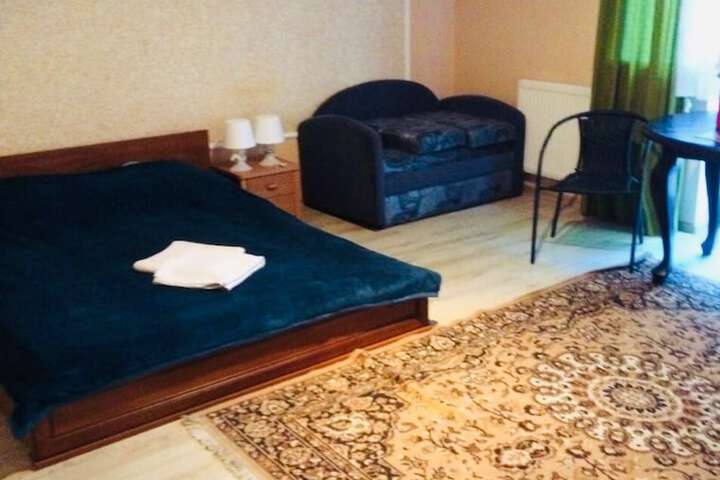 Room 8 of 20
