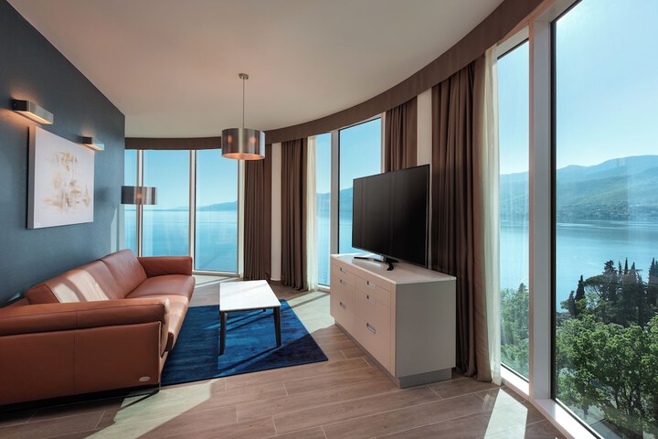 Room 58 of 101