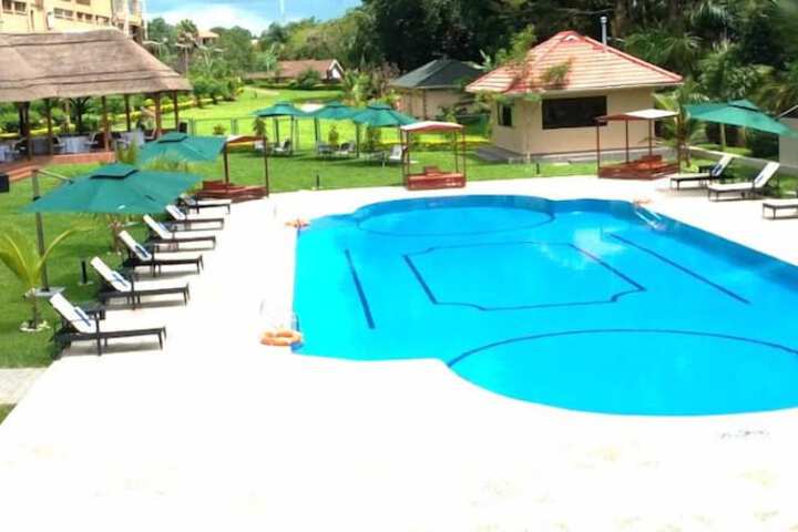 Pool 53 of 74