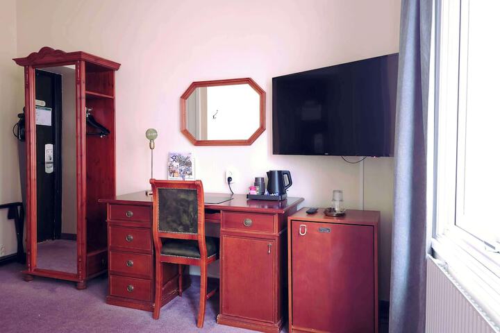Room 40 of 81