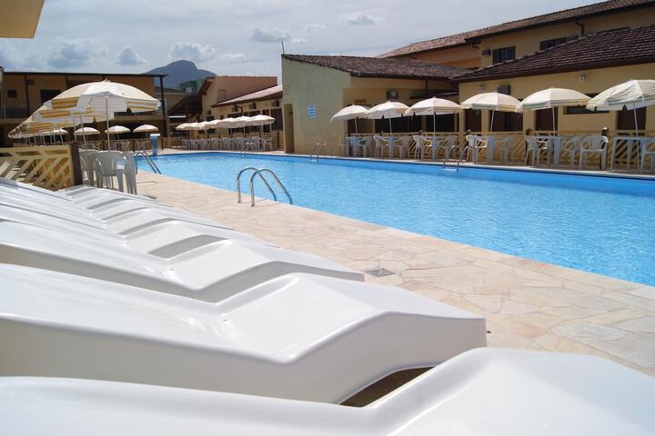 Pools & Facilities