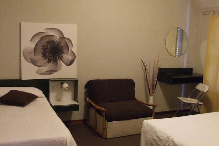Room 18 of 42