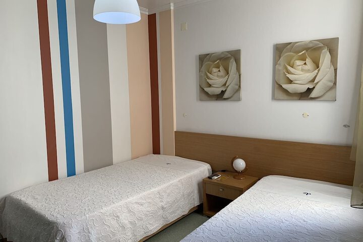 Room 38 of 85