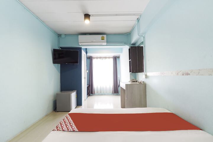 Room 18 of 40
