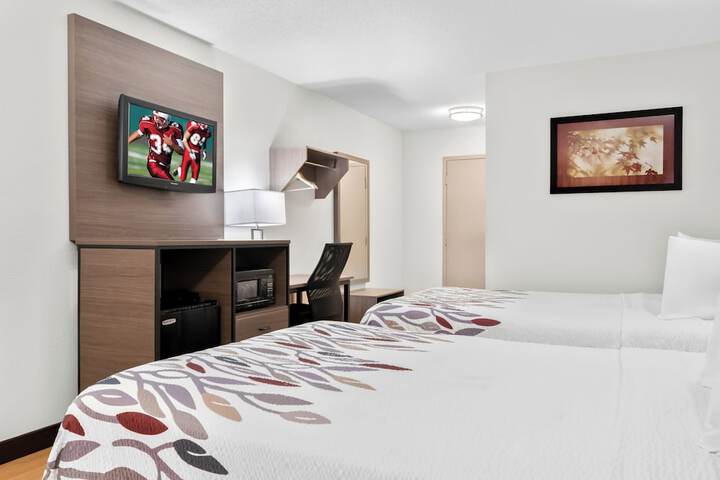 Room 6 of 35