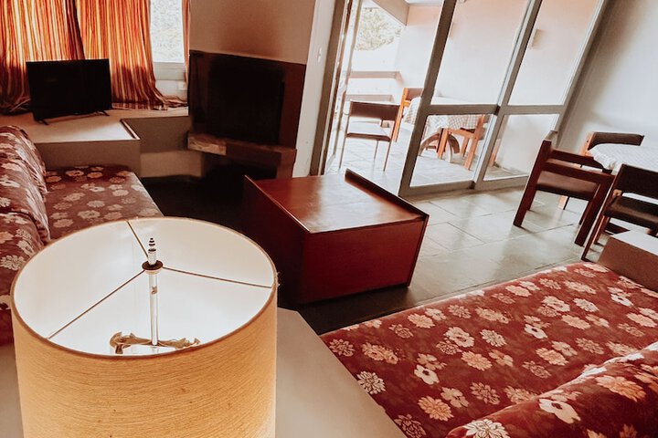 Room 12 of 61