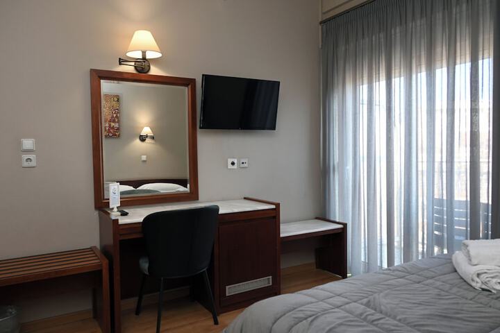 Room 7 of 50