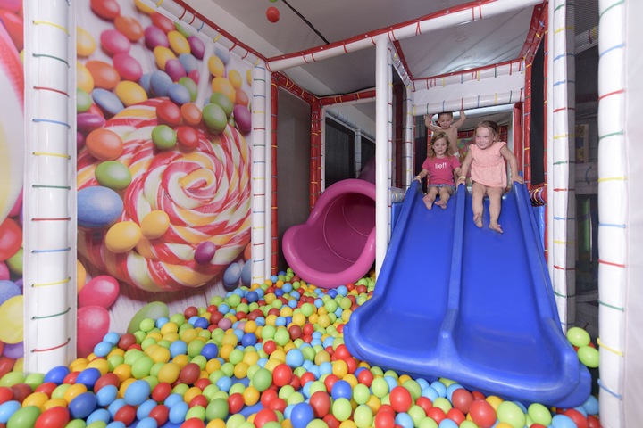 Children's play area - indoor