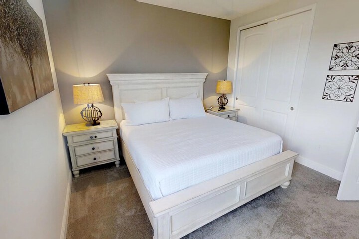 Room 10 of 64