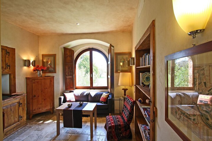 Room 15 of 41