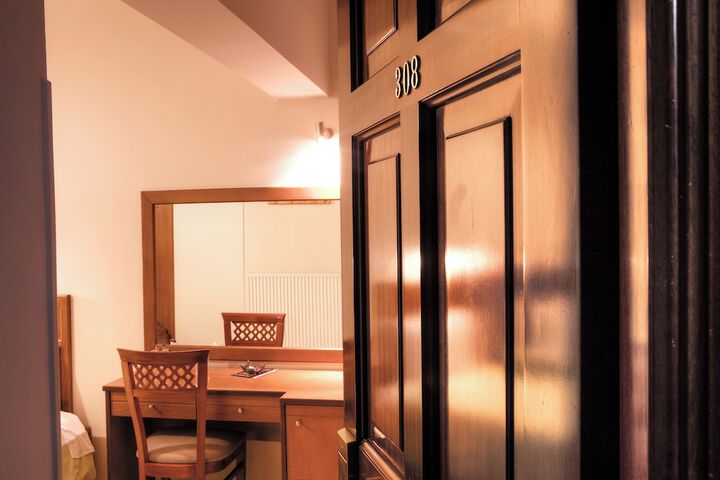 Room 14 of 54