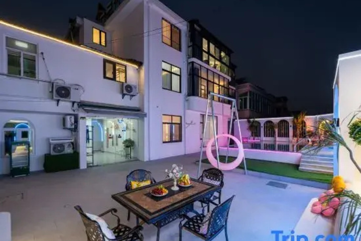 dixi inn