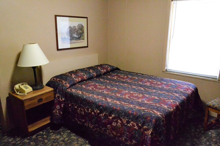 Room 18 of 81