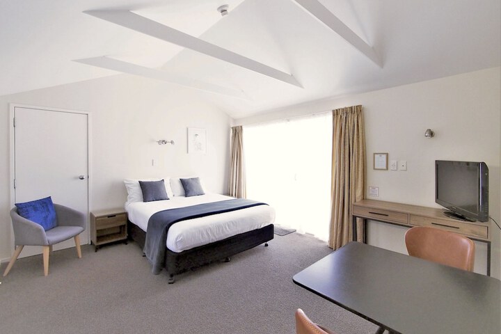 Room 12 of 54